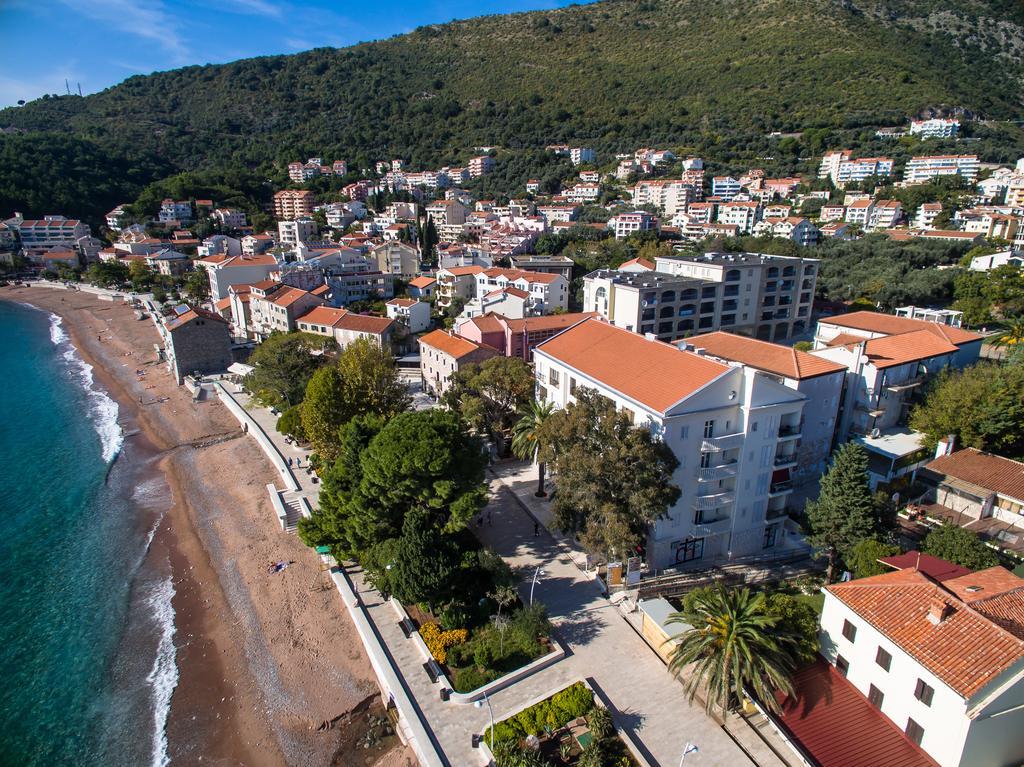 Luxbeachfront Petrovac المظهر الخارجي الصورة
